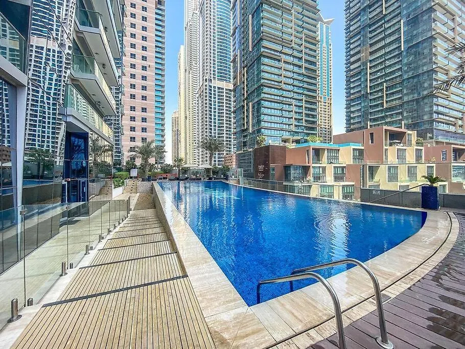 Stonetree - Damac Heights 1Br Apartment Dubai